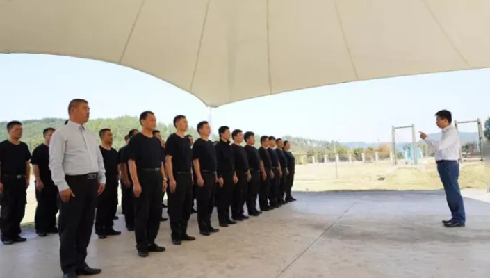 鷹潭長運、公交組建防恐維穩(wěn)應急隊并開展拓展訓練