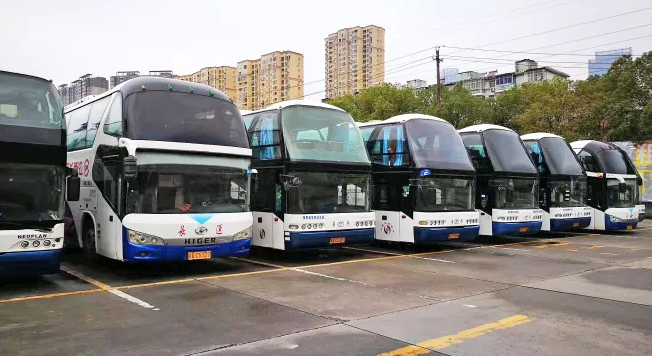 都市城際公交八項舉措 確?！半p節(jié)”運輸平穩(wěn)