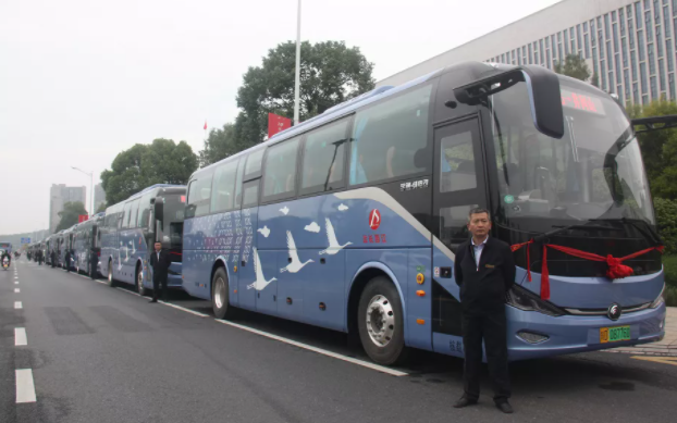 胡維泉出席吉安長(zhǎng)運(yùn)、公交旅游巴士直通專線開通儀式并致辭