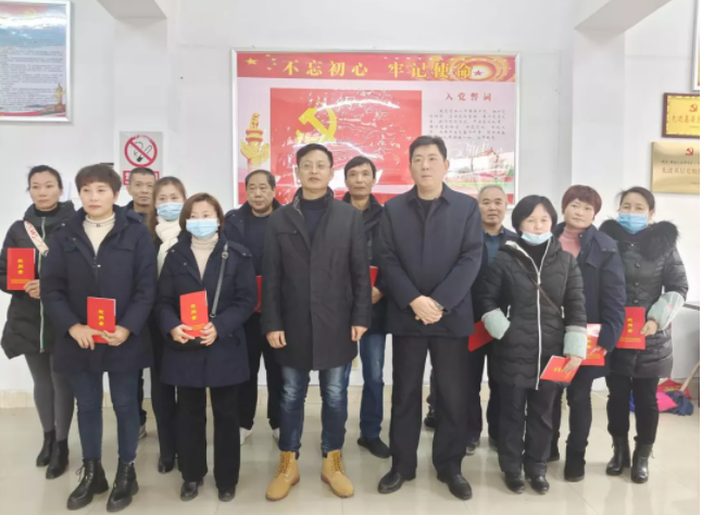 江西長運多家子公司開展慰問困難職工活動(二)
