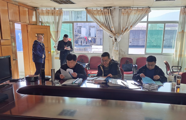 股份安全考核組檢查撫州長(zhǎng)運(yùn)2021年度安全生產(chǎn)工作