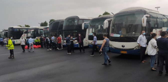 吉安長(zhǎng)運(yùn)、吉安公交：圓滿完成大型包車任務(wù)