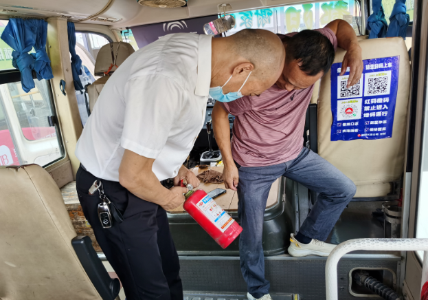 鄱陽長(zhǎng)運(yùn)：開展國慶節(jié)前安全機(jī)務(wù)檢查工作