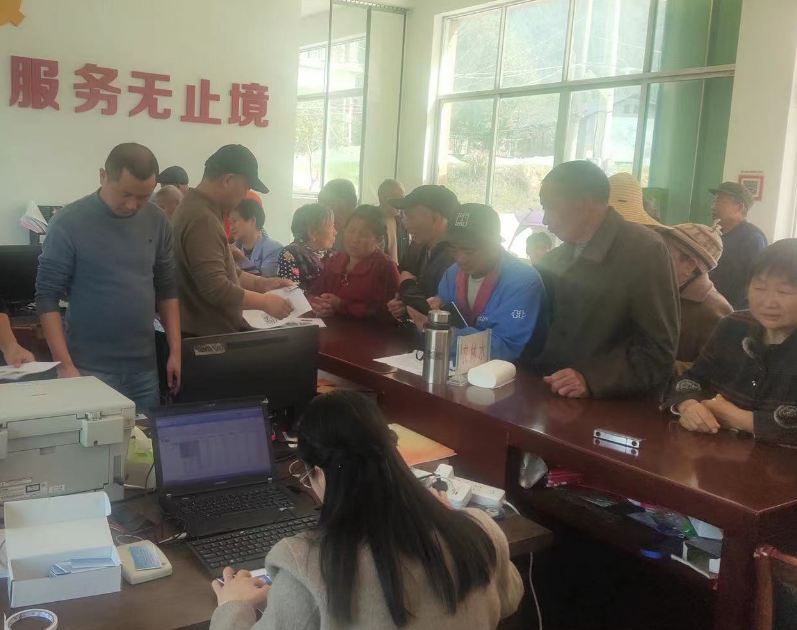 景德鎮(zhèn)長運:浮梁公交下鄉(xiāng)鎮(zhèn) 將服務(wù)送上門