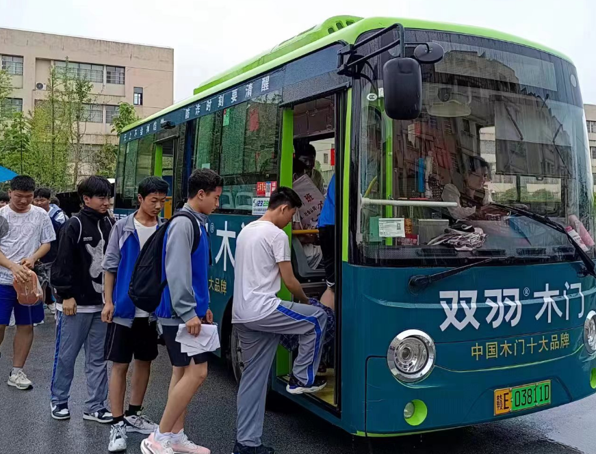 上饒汽運(yùn):深化校企合作 加快企業(yè)轉(zhuǎn)型