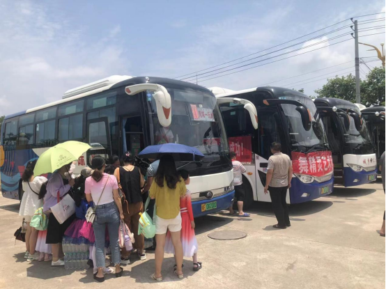 撫州長運(yùn):圓滿完成大型舞蹈比賽運(yùn)輸任務(wù)