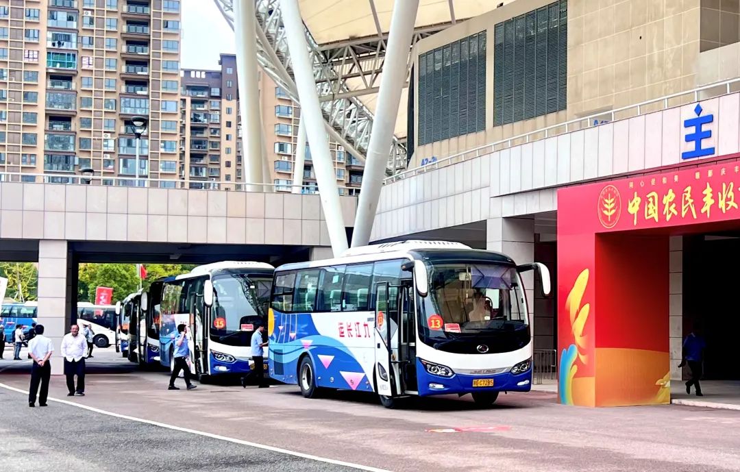 鄱陽長運(yùn):圓滿完成“豐收節(jié)”運(yùn)輸任務(wù)