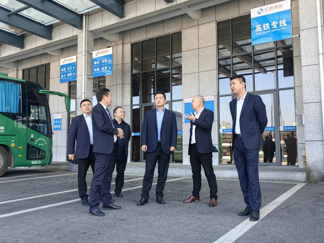 王曉一行調研上饒汽運生產(chǎn)經(jīng)營情況