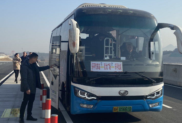 景德鎮(zhèn)長(zhǎng)運(yùn):樂平公交開通高鐵公交專線