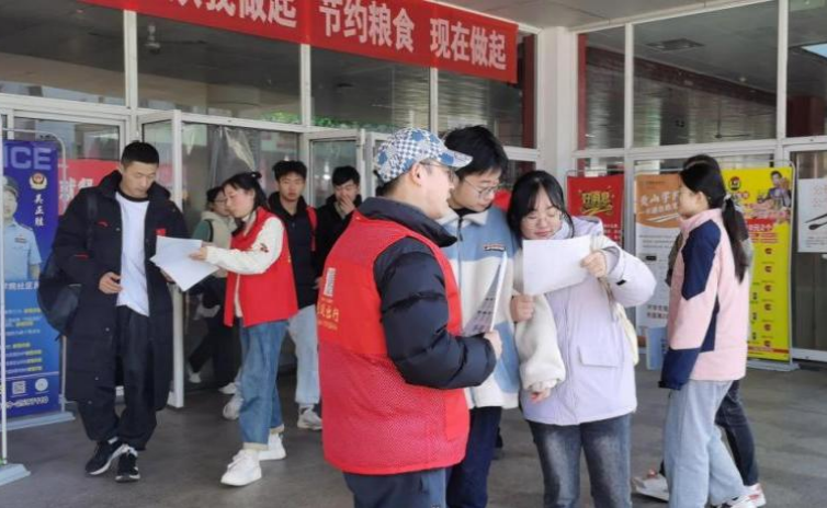 黃山長(zhǎng)運(yùn):全面推廣校園直通車服務(wù)