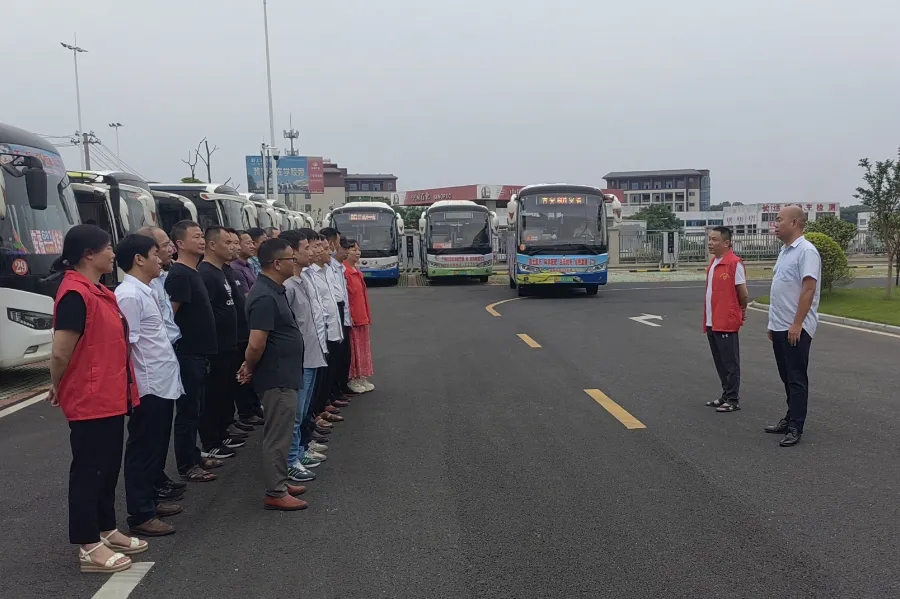 ??吉安長(zhǎng)運(yùn)：順利完成安?？h事業(yè)編考試運(yùn)輸保障任務(wù)