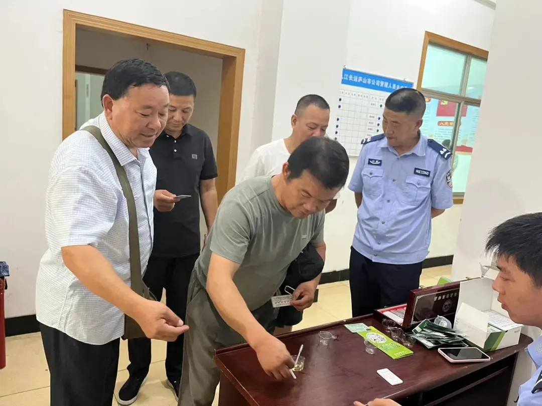 九江長運(yùn)：檢測“毒駕”+安全培訓(xùn) 繃緊安全弦