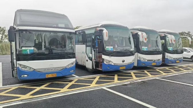 馬鞍山長(zhǎng)客:含山長(zhǎng)運(yùn)圓滿(mǎn)護(hù)航銅閘學(xué)校學(xué)生安全出行