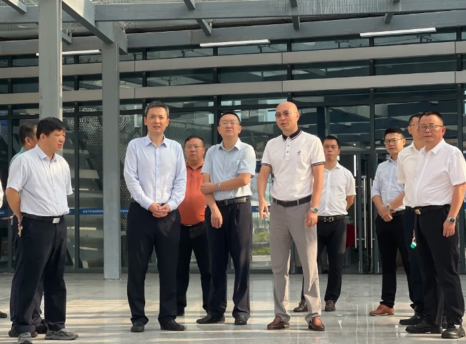 吉安公司:吉安市政府領導調研督導客運、公交西站運行工作