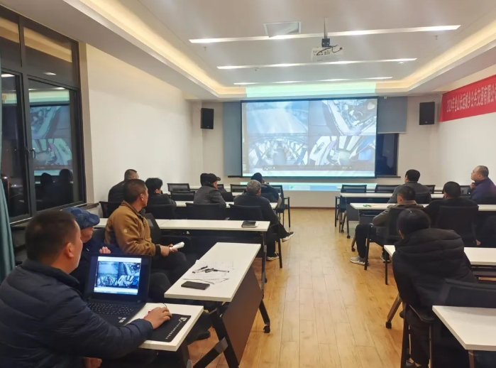 馬鞍山長(zhǎng)客 召開(kāi)十一月份安全消防機(jī)務(wù)例會(huì)