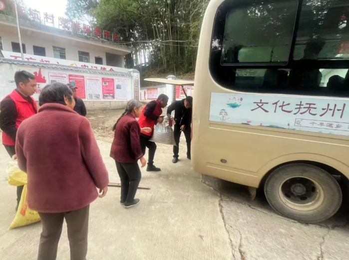 撫州長運(yùn):廣昌至驛前城鄉(xiāng)公交延伸至麻坑村 破解村民“出行難”