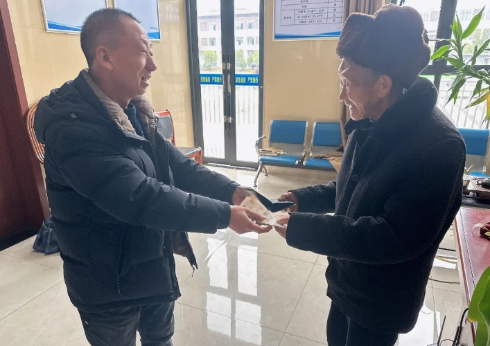 上饒汽運(yùn)：你們都是好人?。? onmousewheel=