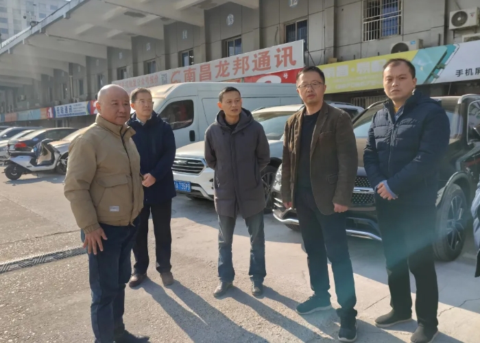 黃俊一行督導(dǎo)都市城際公交、長(zhǎng)運(yùn)物業(yè)元旦前安全管理及作風(fēng)建設(shè)工作