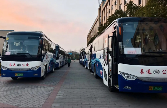 九江長(zhǎng)運(yùn):立足主業(yè)樹形象 優(yōu)化服務(wù)謀發(fā)展