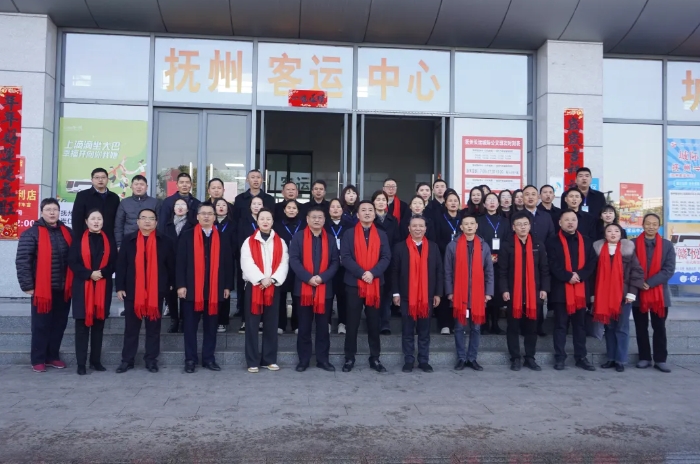 王曉一行前往撫州長(zhǎng)運(yùn)開展春節(jié)慰問