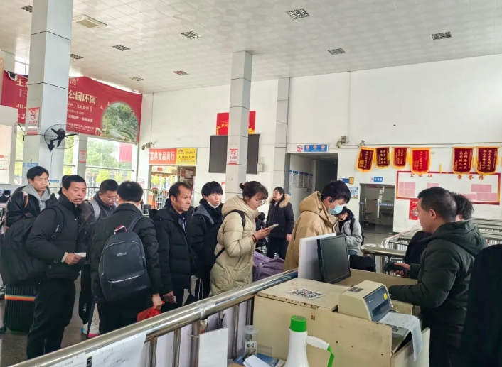 撫州長運:廣昌分公司多措并舉 積極應(yīng)對返程客流高峰