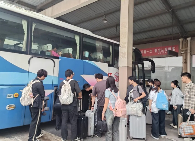 新余公司：多措并舉，保障“五一”旅客出行