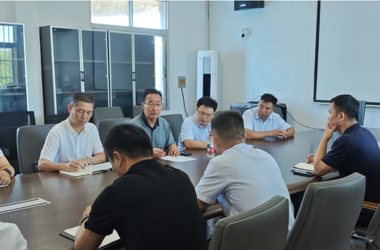 穆孫祥督導(dǎo)檢查都市城際公交客運(yùn)二分公司安全生產(chǎn)工作